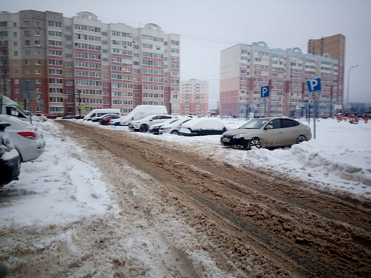В Московском микрорайоне трудно ходить по дорогам